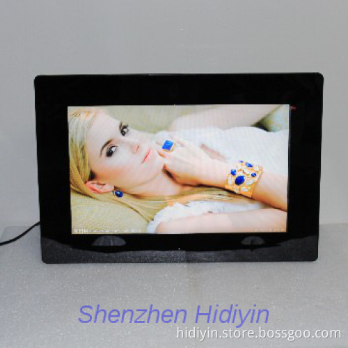 17 inch battery operated digital photo frame